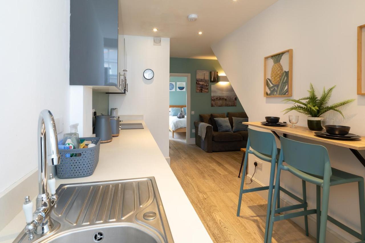 Cosy One Bedroom Apartments With Free Evening Parking Southampton Extérieur photo