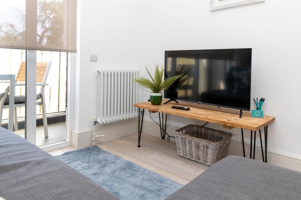 Cosy One Bedroom Apartments With Free Evening Parking Southampton Extérieur photo