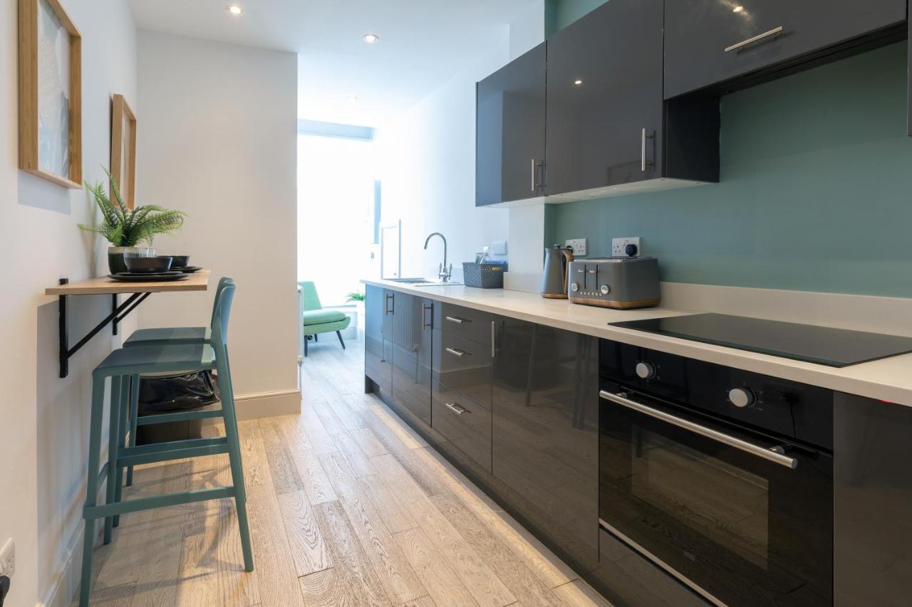 Cosy One Bedroom Apartments With Free Evening Parking Southampton Extérieur photo