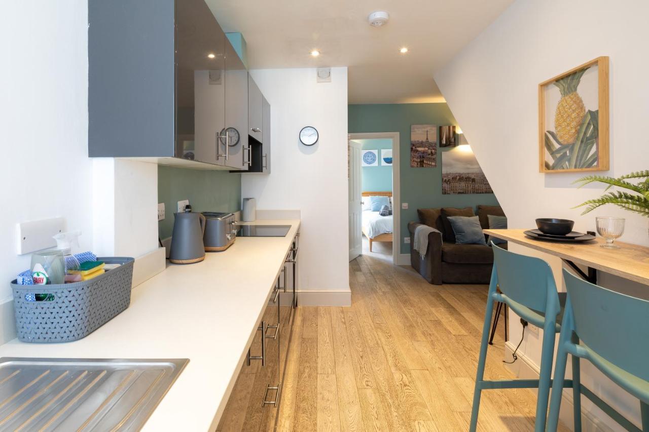 Cosy One Bedroom Apartments With Free Evening Parking Southampton Extérieur photo