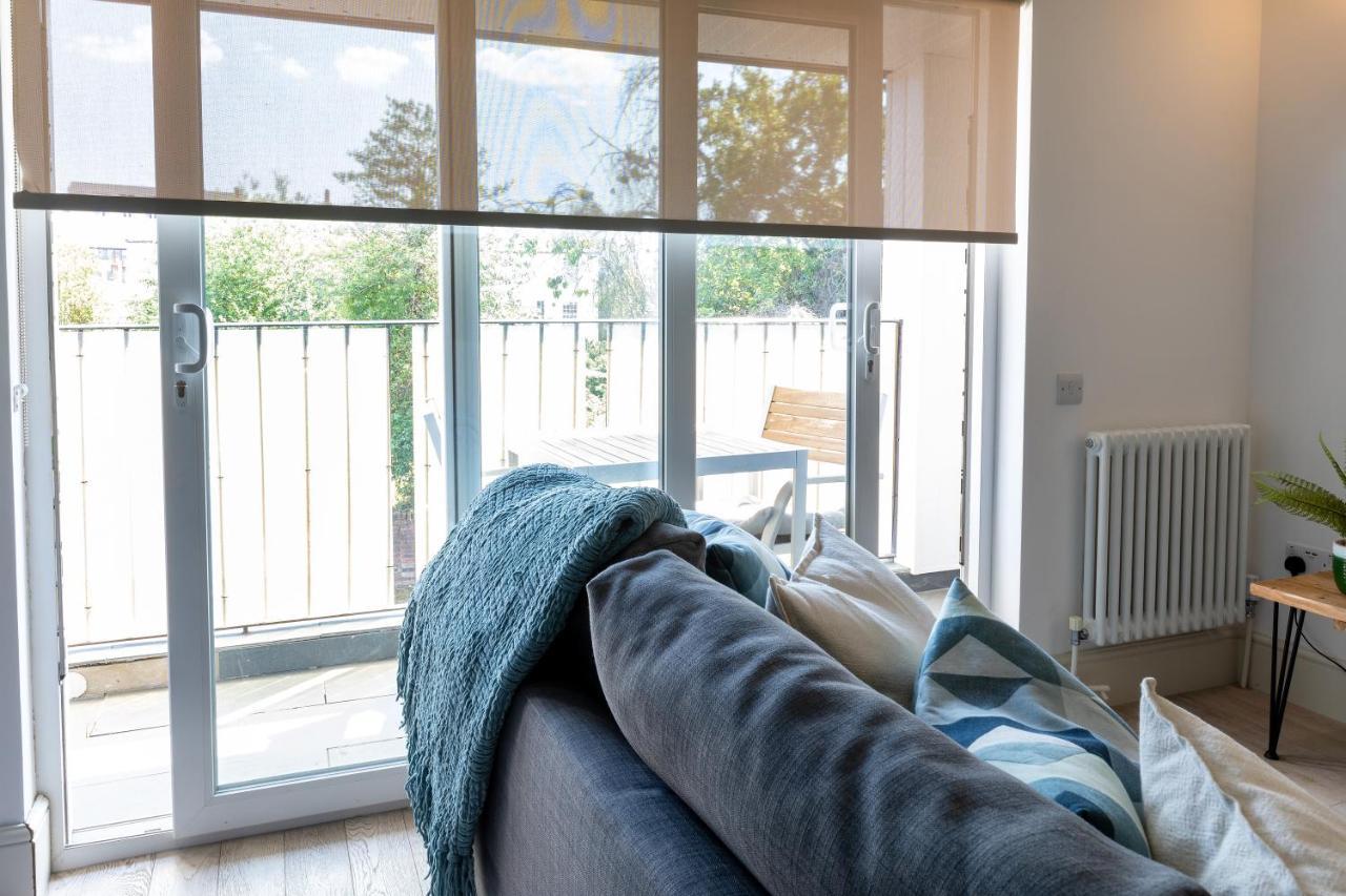 Cosy One Bedroom Apartments With Free Evening Parking Southampton Extérieur photo